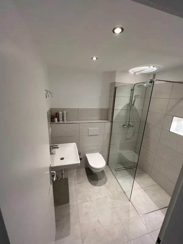 Sanitär & Heizungsbau - Mayr & Ostermeier GmbH - Moderne Badezimmer Sanierung München