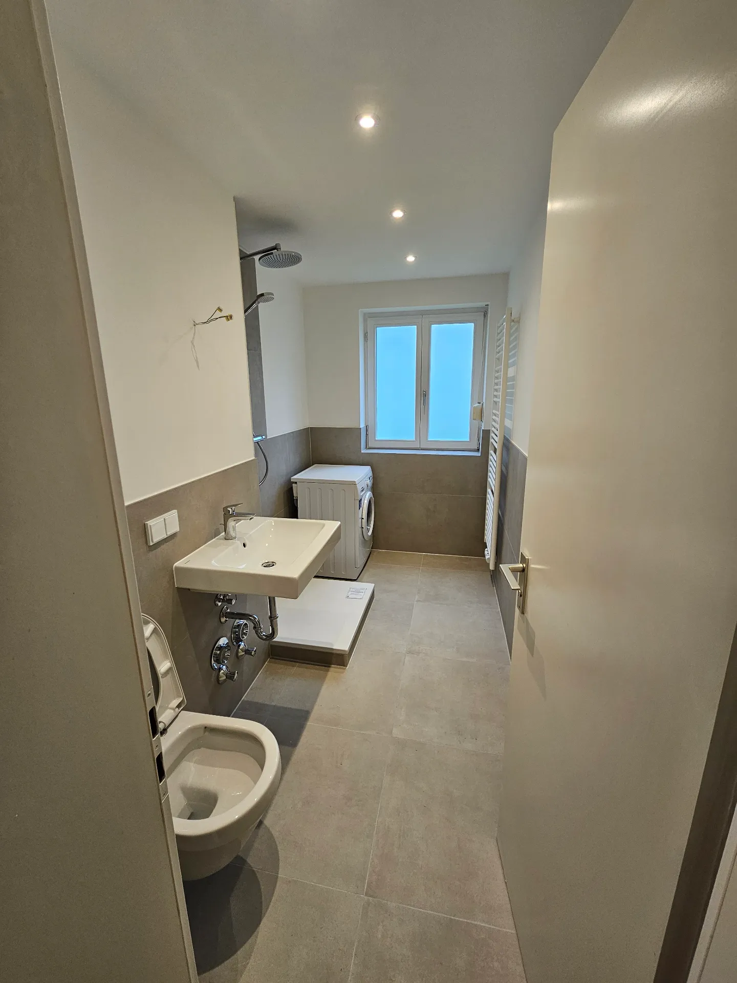 Sanitär & Heizungsbau - Mayr & Ostermeier GmbH - Badezimmer Sanierung München